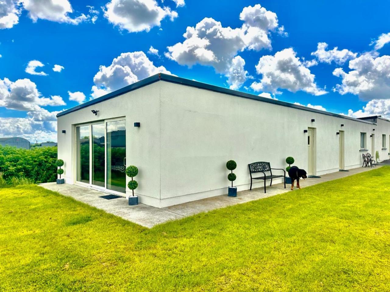 Kildare Luxury Suites Exterior foto